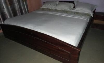 king Williams square hotel Limbe – Semi standard VIP Room 403