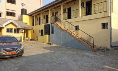 Dabbs Hotel Bota Limbe | Airing Room104