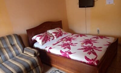 Dabbs Hotel Bota Limbe | Beautiful A/C Room 204