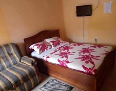 Dabbs Hotel Bota Limbe | Beautiful A/C Room 204