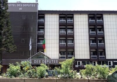 Hotel Des Deputes-CLASSIC VILLE 02