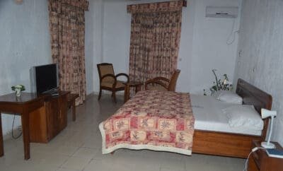 Trinity Hotel, Down Beach Limbe | Executive Room 10