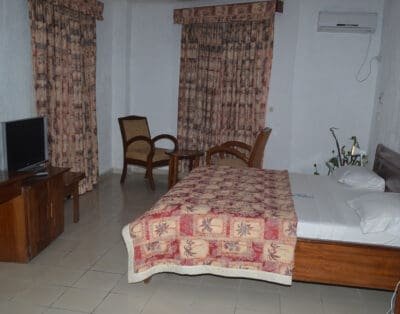 Trinity Hotel, Down Beach Limbe | Executive Room 10