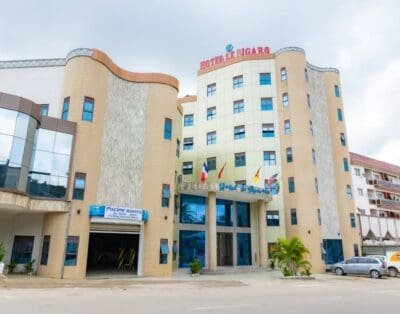 Hôtel Le Figaro Douala | Suite 102