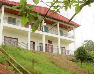 Gateway Guest House Bamenda | Studio 102