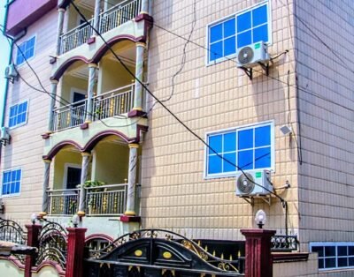 Continental Cozy Guesthouse Yaoundé | Waterfall Apartment