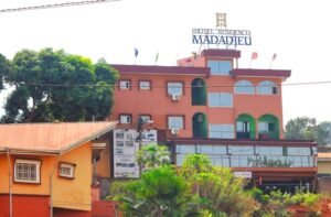 Hôtel Residence Madadjeu Yaoundé | Senior Room 04