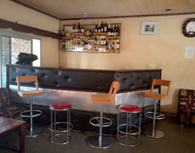 90 Minutes INN Lodgings Kumba | Room 202