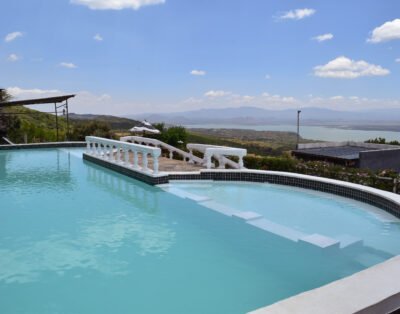 Lemon Valley Farm, Elmenteita Kenya | Snow Cabin Half board 3pax (20)