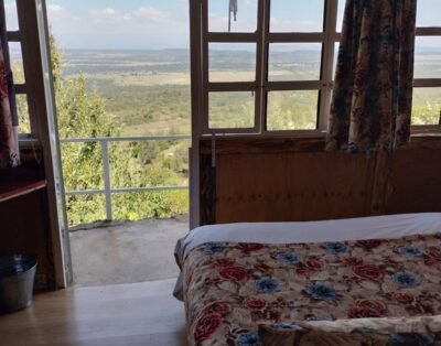 Lemon Valley Farm, Elmenteita, Kenya | Peach Cabin Full Board Cabin 2pax (45)