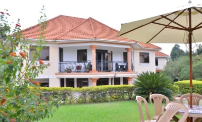 Royal Victoria House Kampala, Uganda | Family Room 04