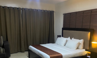 Posh Hotel & Suites Ikeja, Lagos Nigeria | Deluxe King Room (16units))