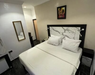 Posh Hotel & Suites Ikeja, Lagos Nigeria | Deluxe King Room (3units)
