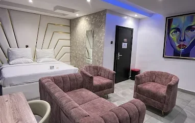 Villa Maxili Hotel & Apartments Lagos, Nigeria | Dacha