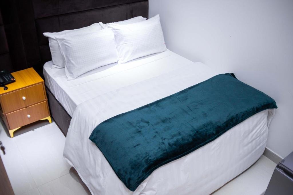 Dozubel Hotel Abuja, Nigeria | Deluxe Plus (2units)