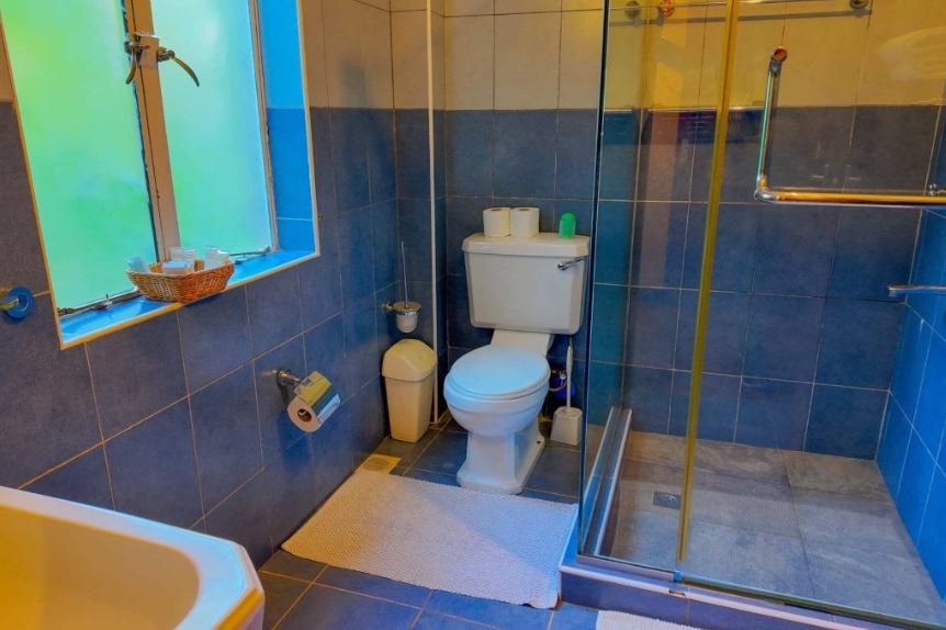 Zereniti House Limuru, Kenya | Executive Suite (3units)