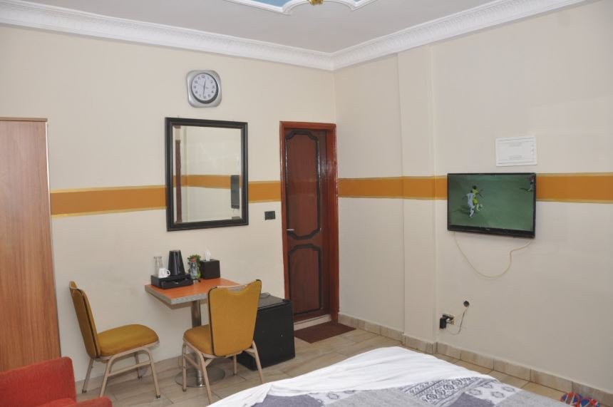 Hôtel Santa Belle Yaoundé, Cameroon | Gold Room (5units)