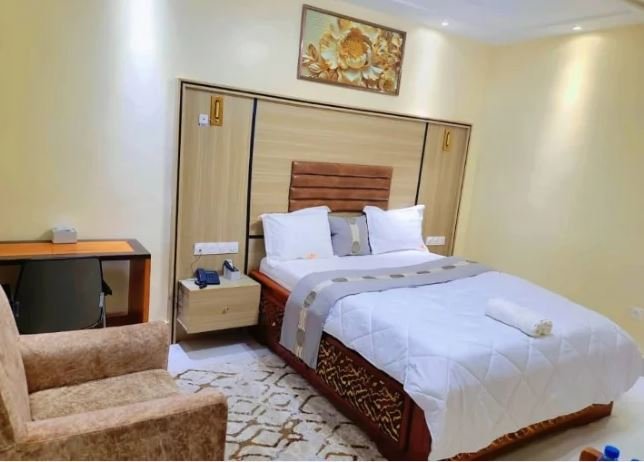 Hôtel Santa Bella Douala, Cameroon | Prestige Gold Room (4units)