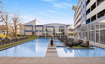 Larger Guest Room, 1 King Bed (30units) | Protea Hotel by Marriott O.R. Tambo Airport